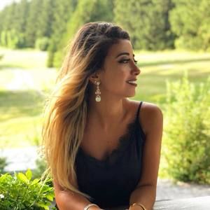 Meet your Posher, Priscilla